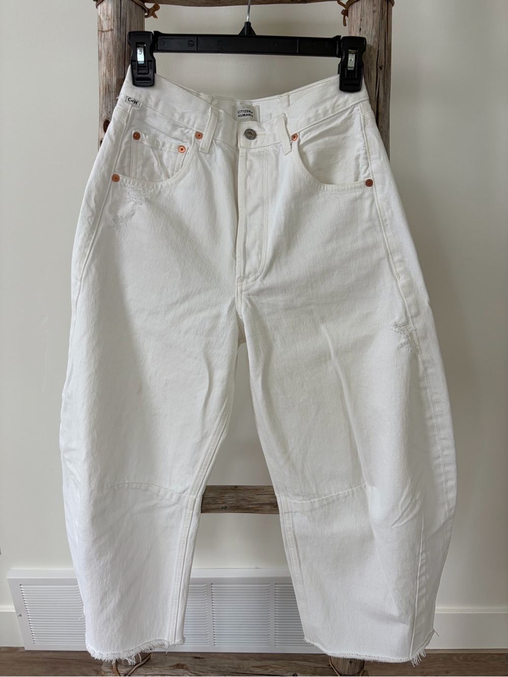 Citizens Of Humanity White Crop Horseshoe jean